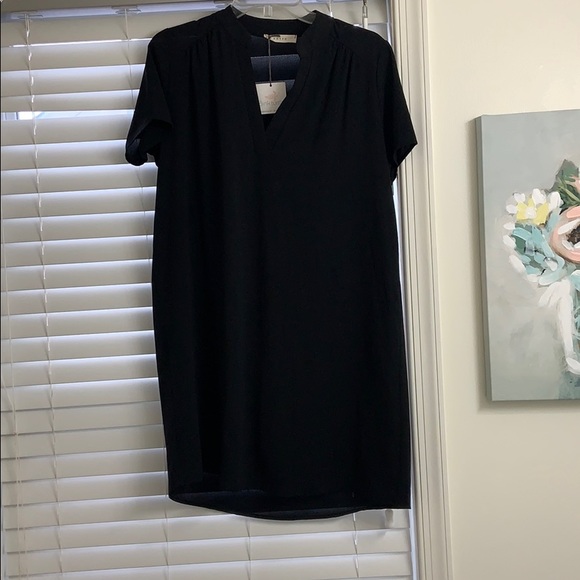 Pink Turtle Boutique dress. Chiffon lines dress. - Picture 4 of 4